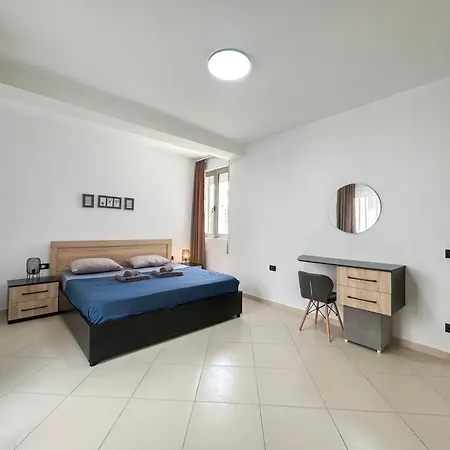 Faby 698 Apartment *