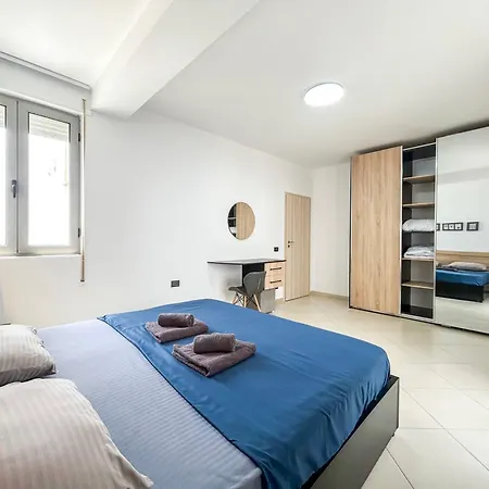 Faby 698 Apartment